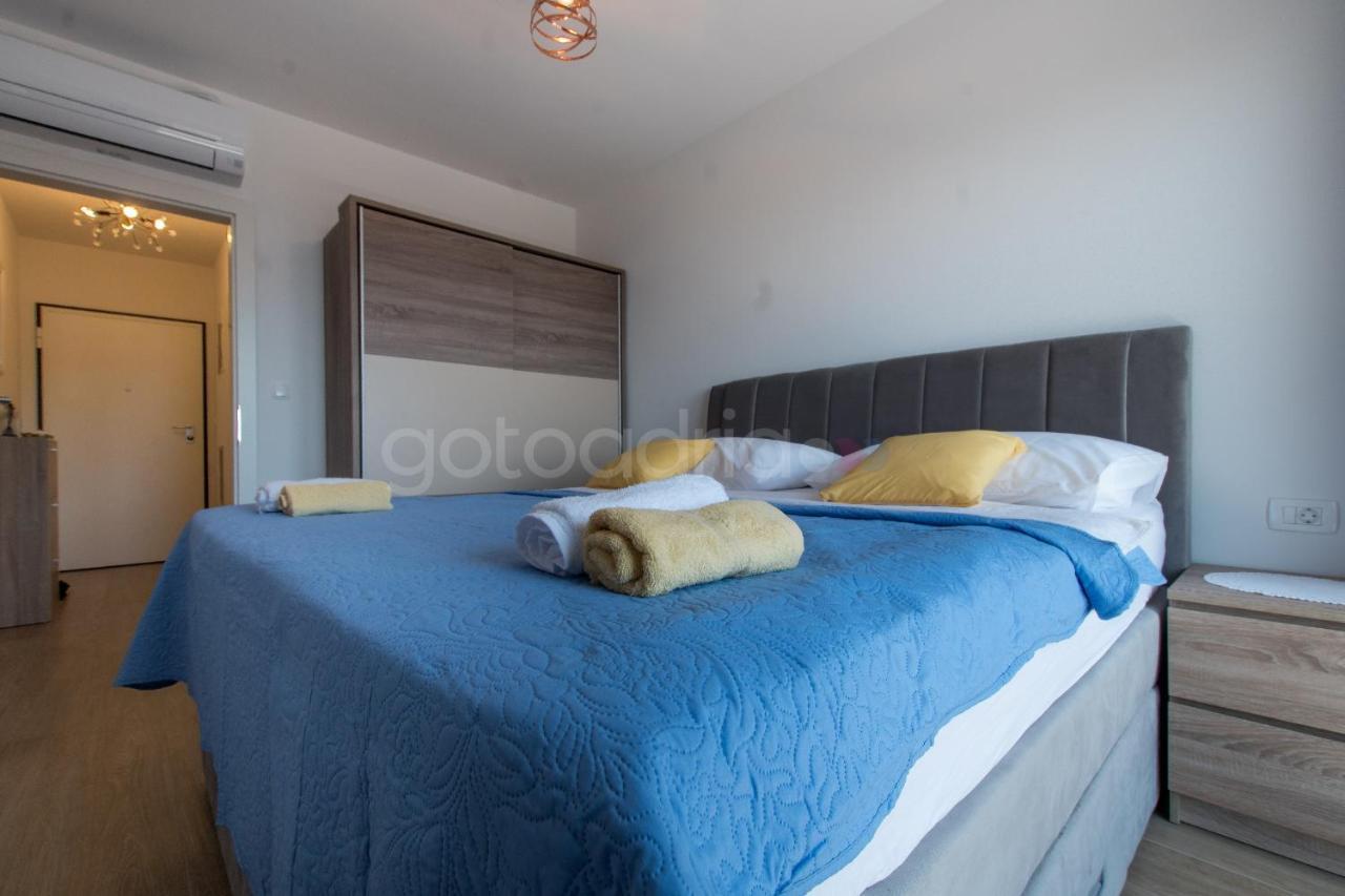 Sea View Apartment Ljiljana มาคาร์สกา ภายนอก รูปภาพ