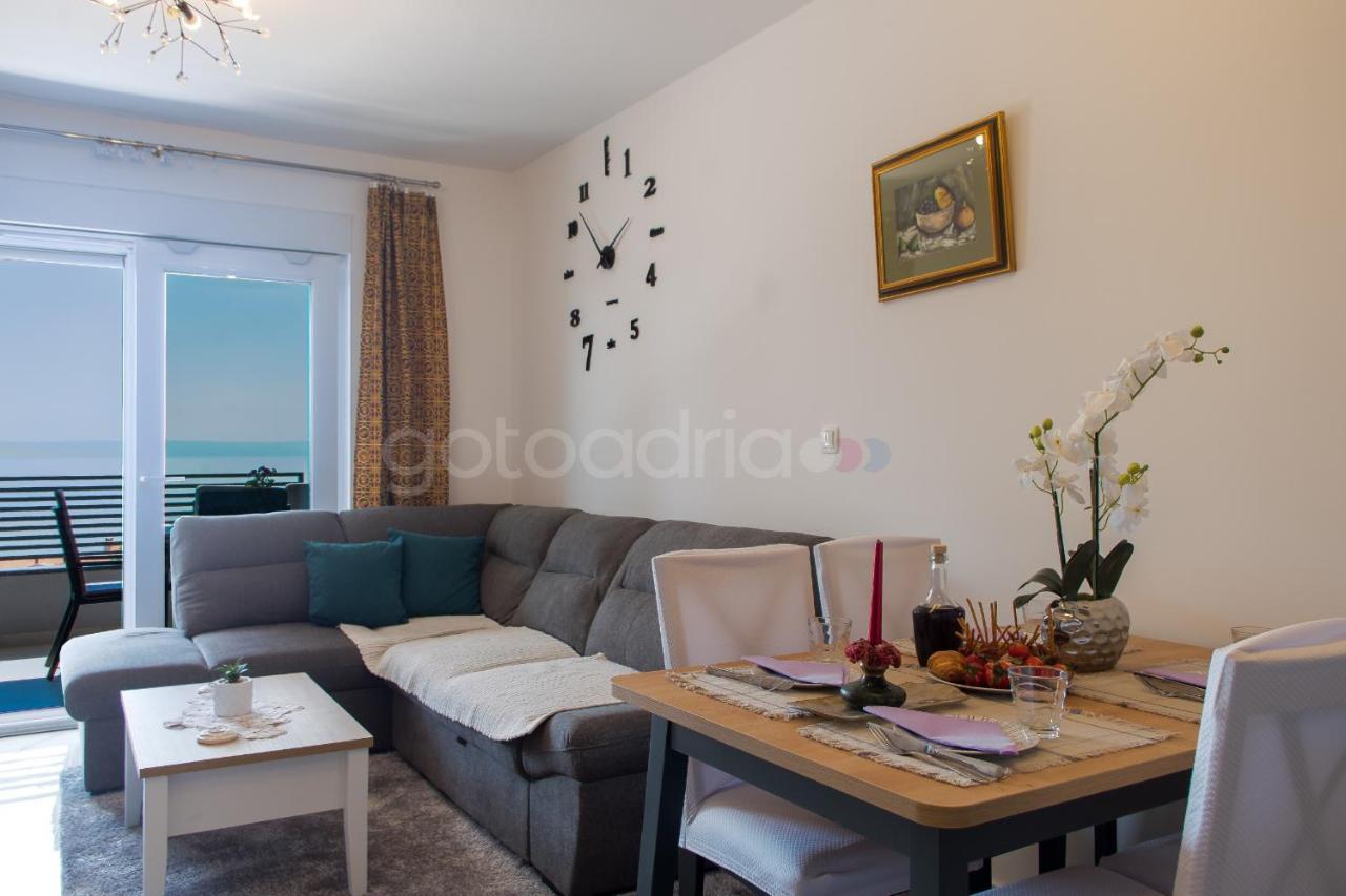 Sea View Apartment Ljiljana มาคาร์สกา ภายนอก รูปภาพ